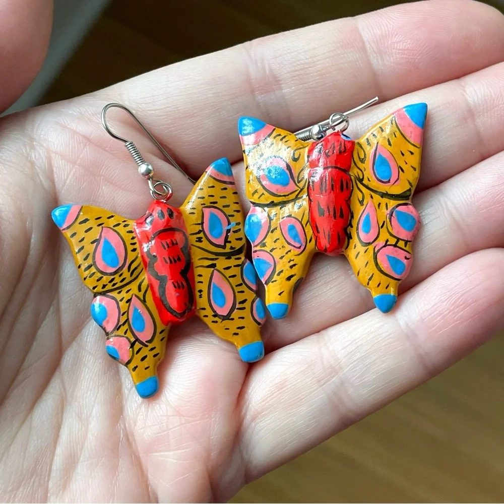 Source Unknown lightweight lacquer